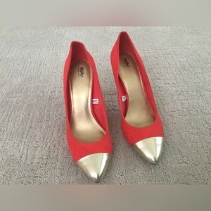 Mossimo heels size 10